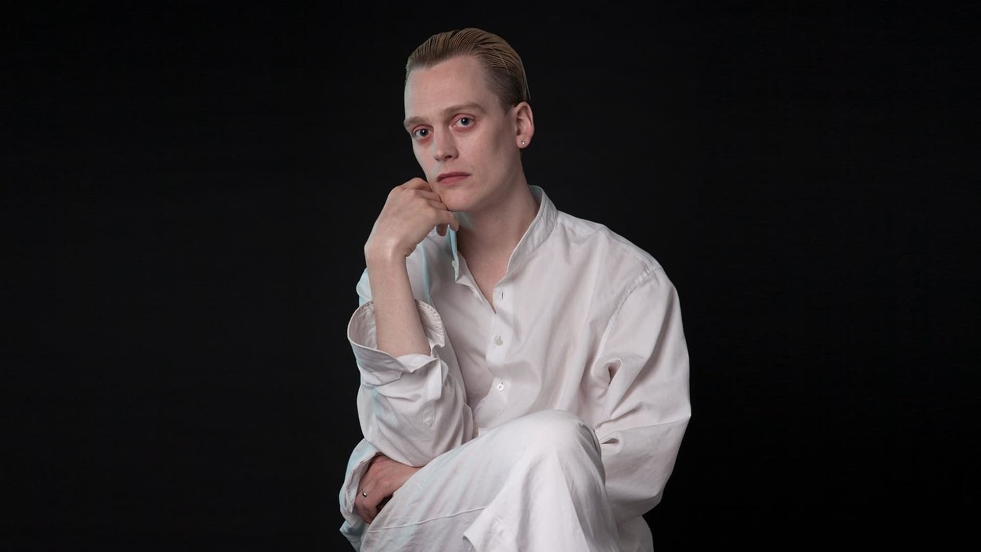 Tōth, Sean Nicholas Savage