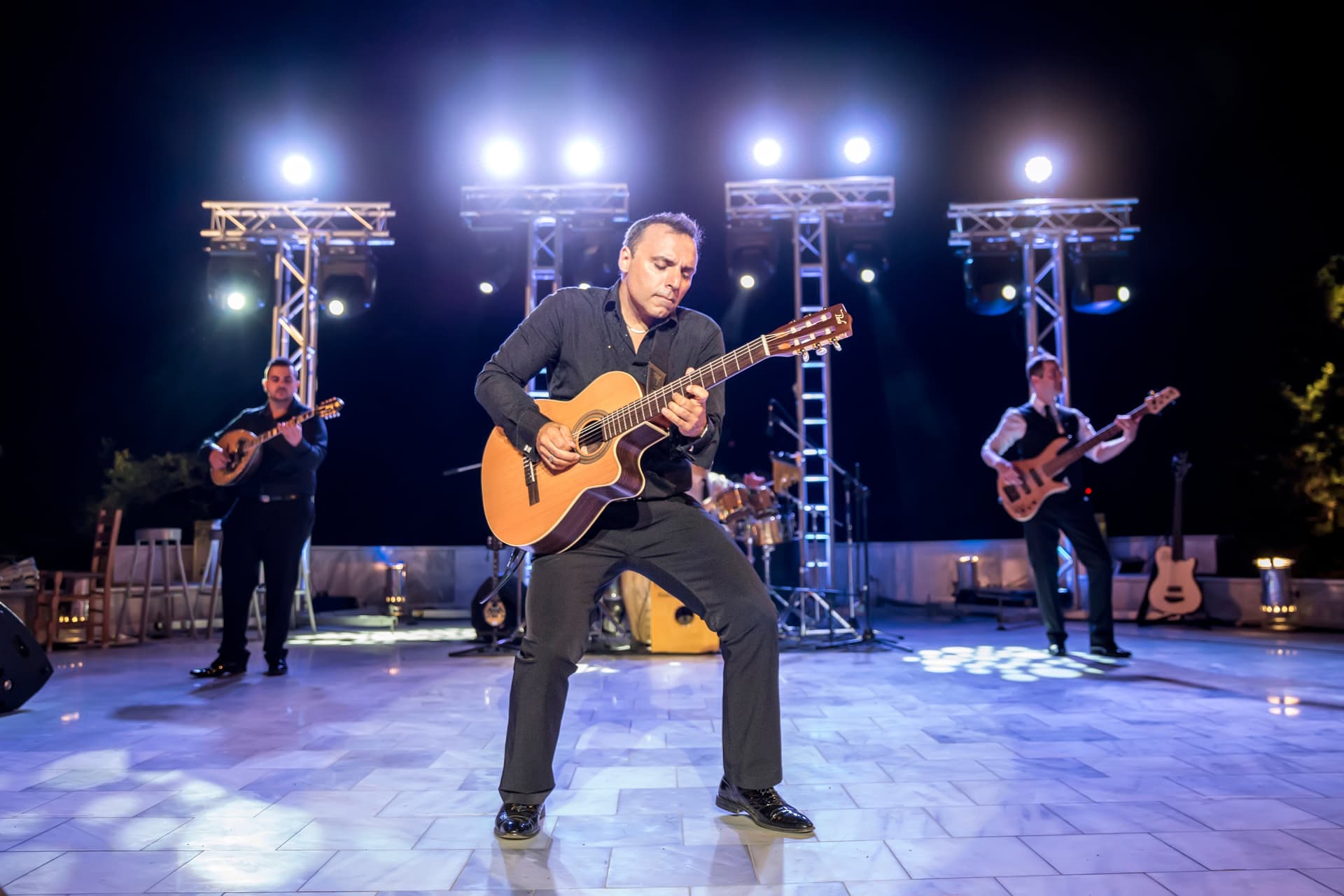 Pavlo and Band in concert!