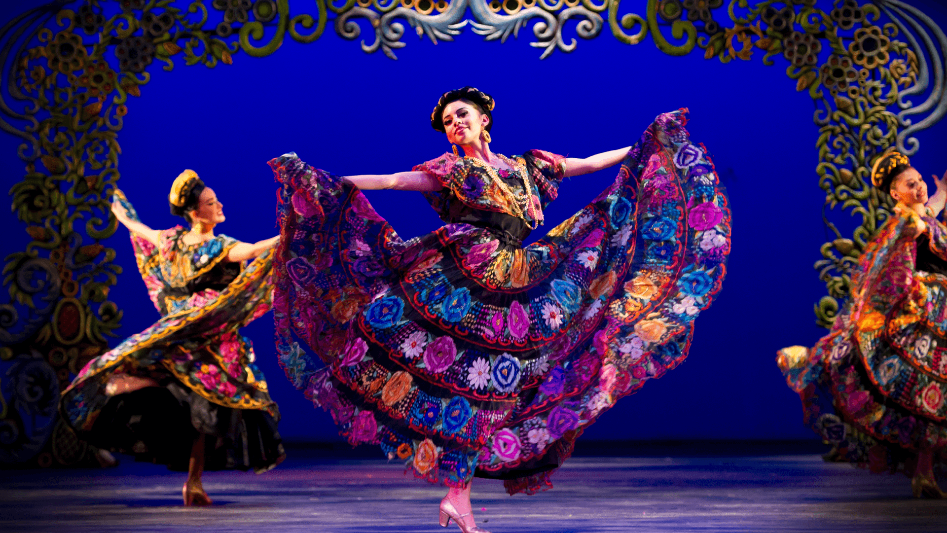 Ballet Folklorico Mexicano de Carlos Moreno