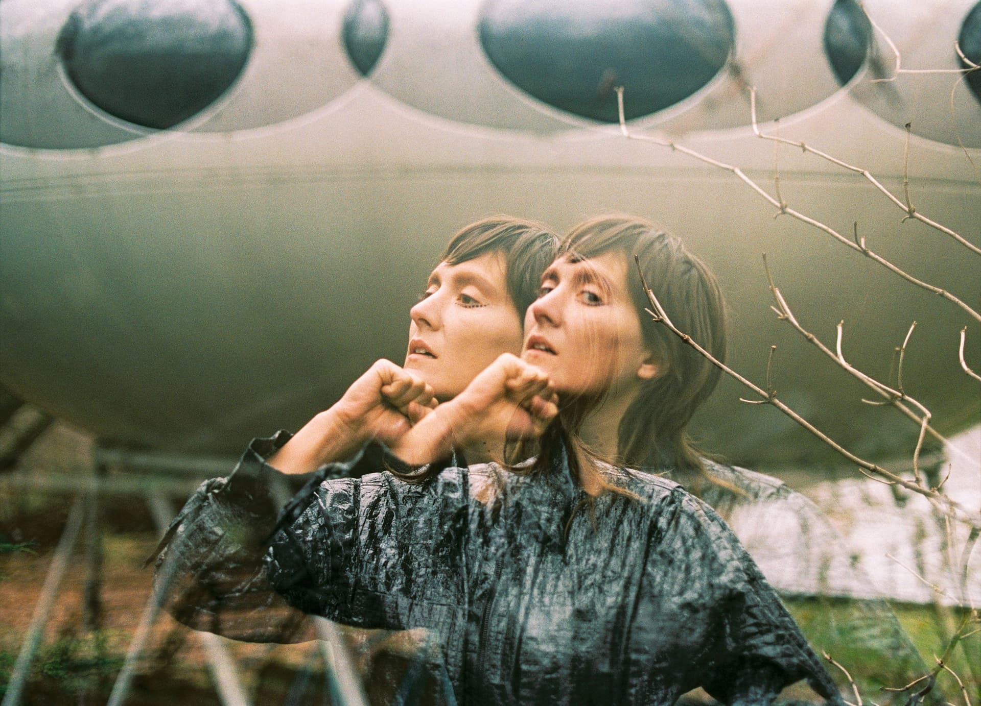 Beyond the Gate featuring Cate Le Bon and Horsegirl / Kitship @ Bohemian National Cemetery