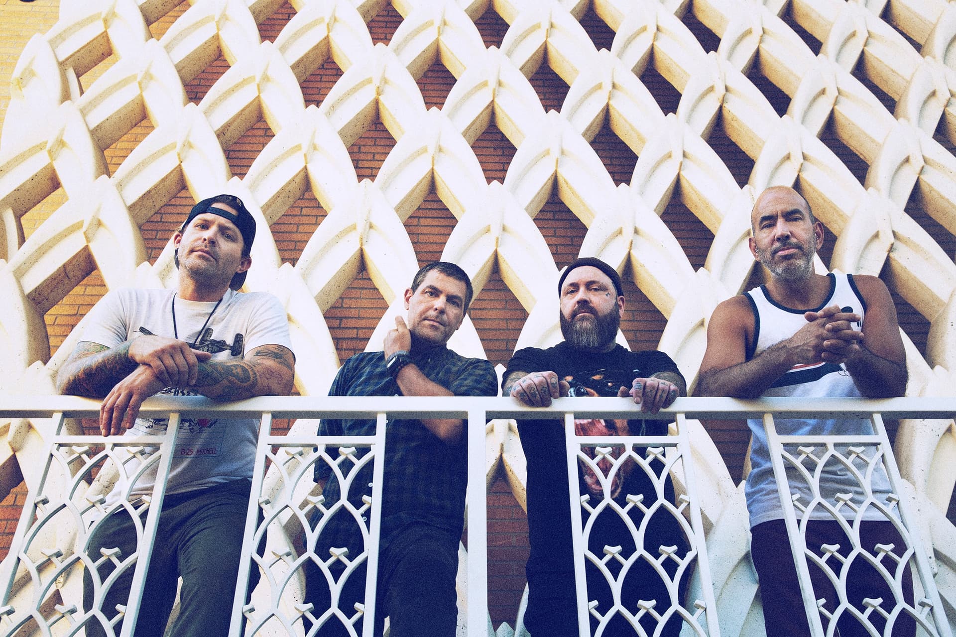 Alien Ant Farm w/ Scarhaven