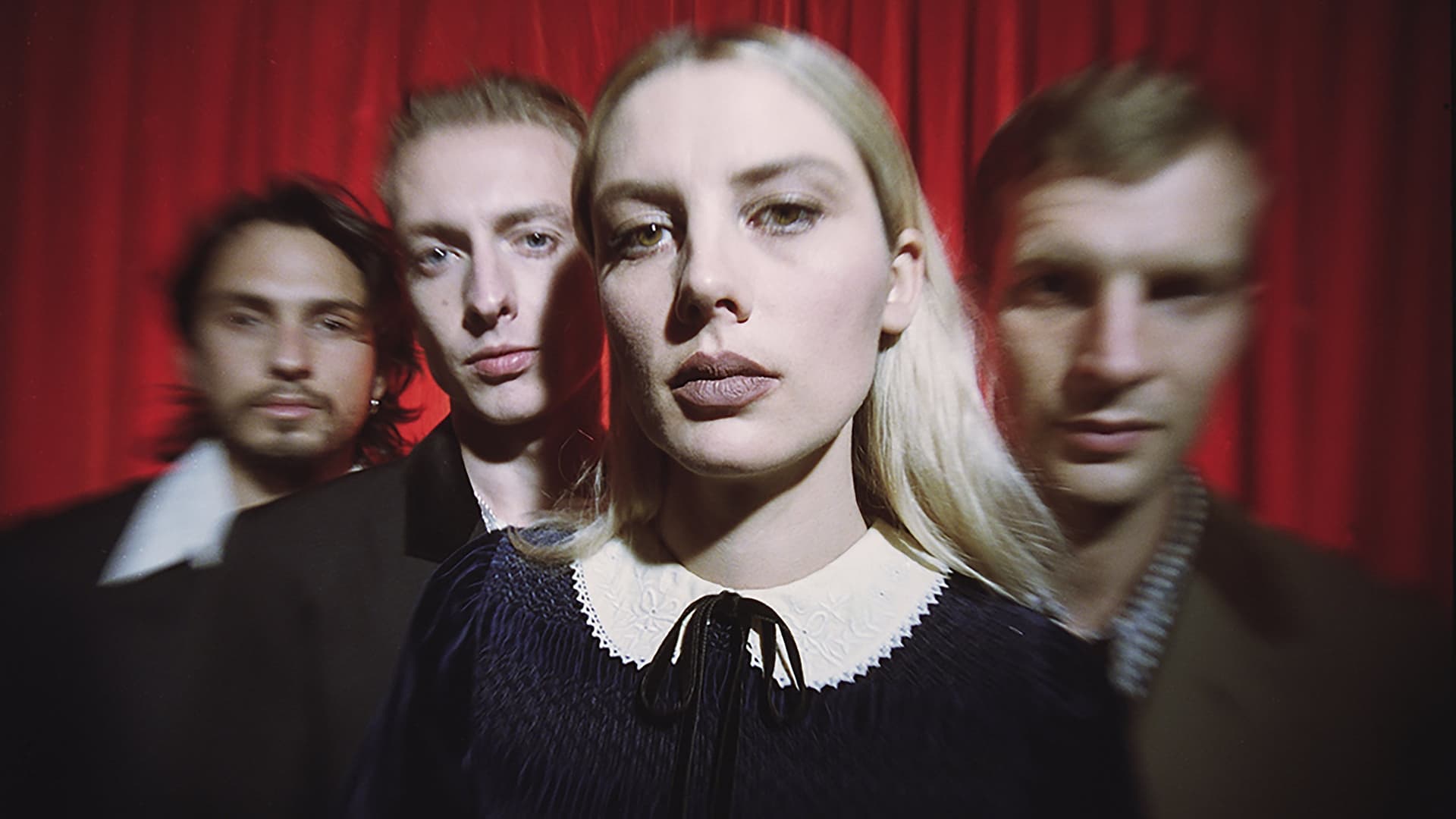 93XRT Pop-Up Concert ft Wolf Alice