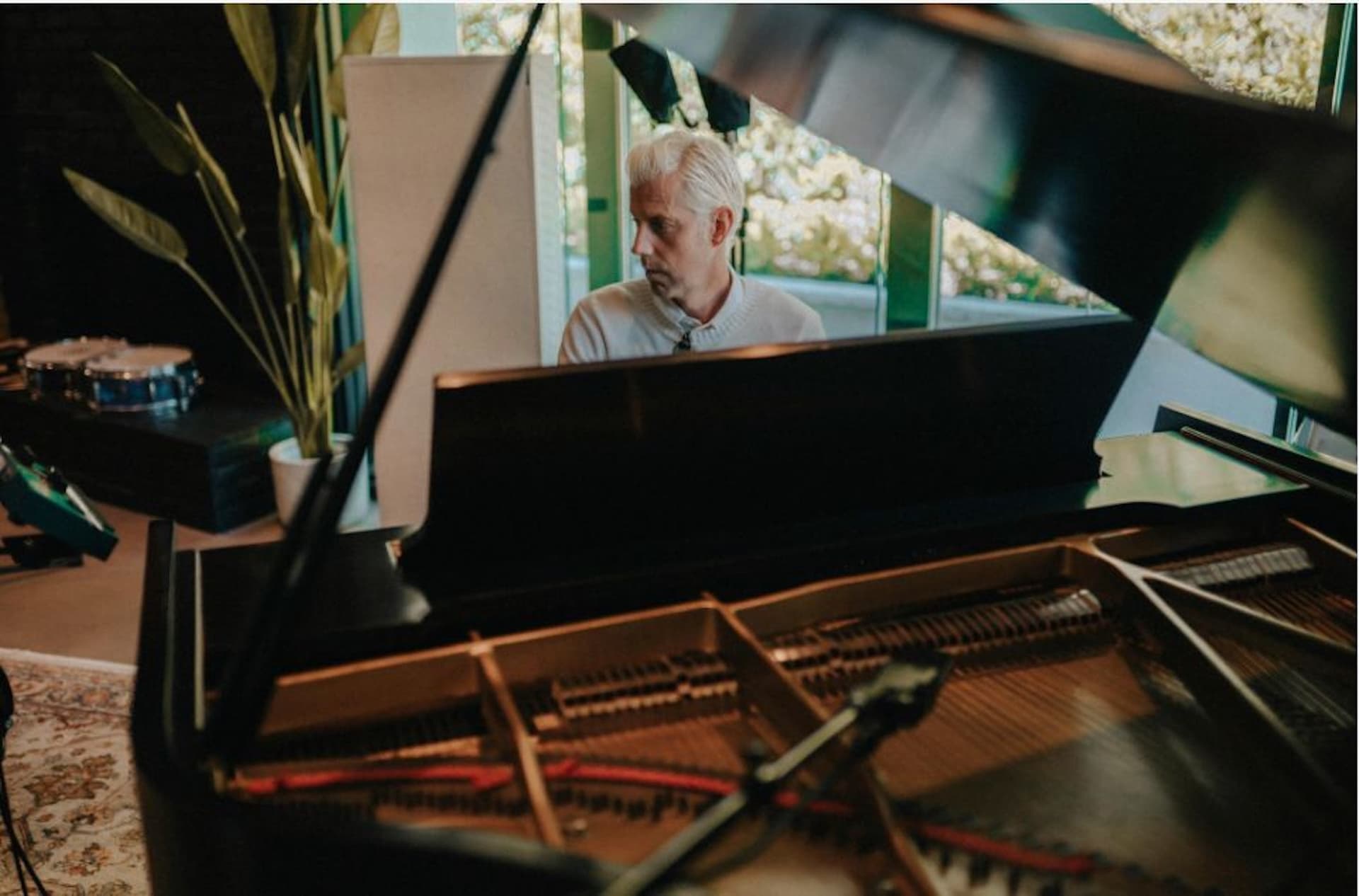 An evening with Andrew McMahon and his piano 