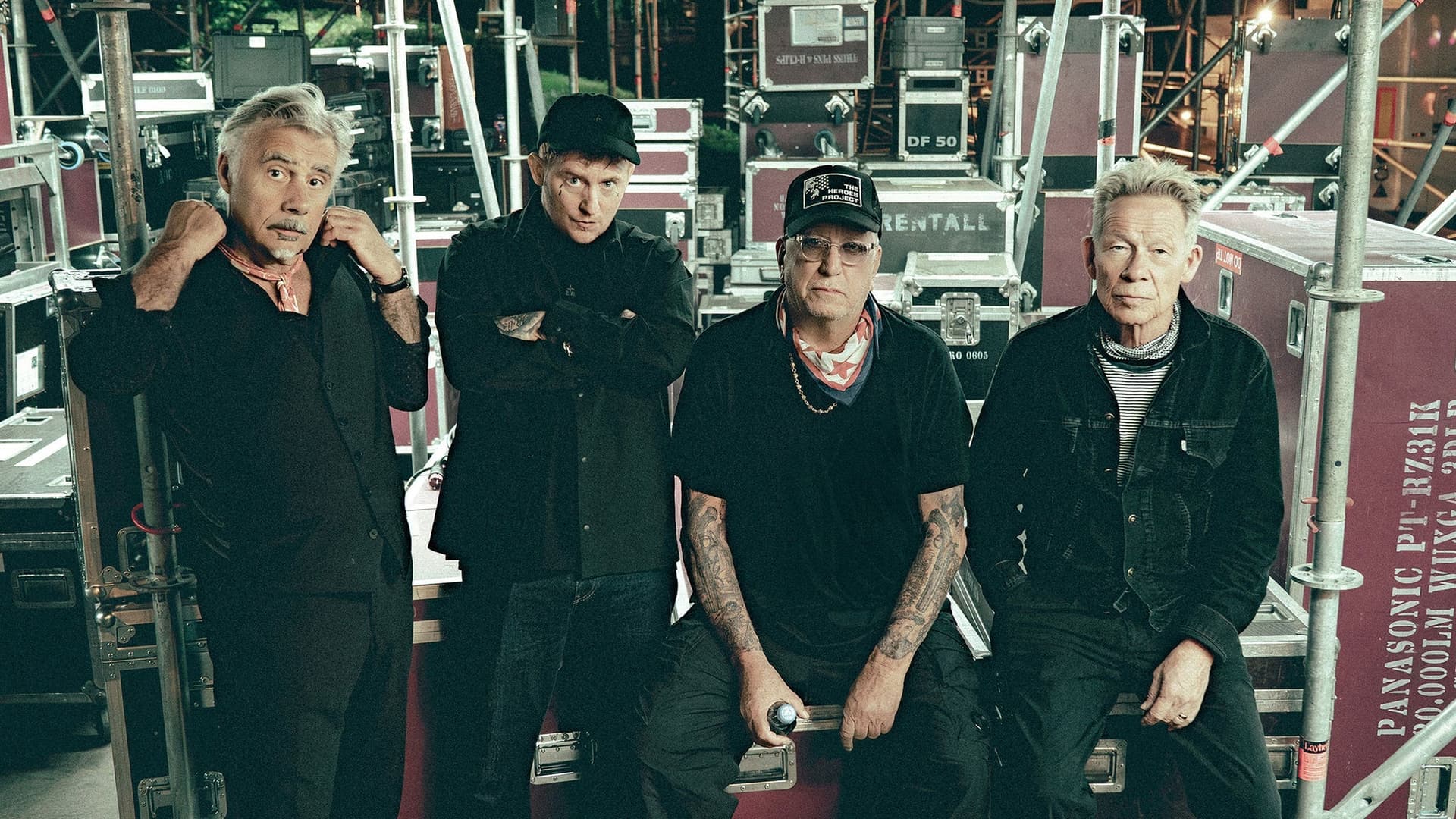 Sex Pistols (Steve Jones, Paul Cook, Glen Matlock) feat. Frank Carter Sex Pistols (Steve Jones, Paul Cook, Glen Matlock) feat. Frank Carter