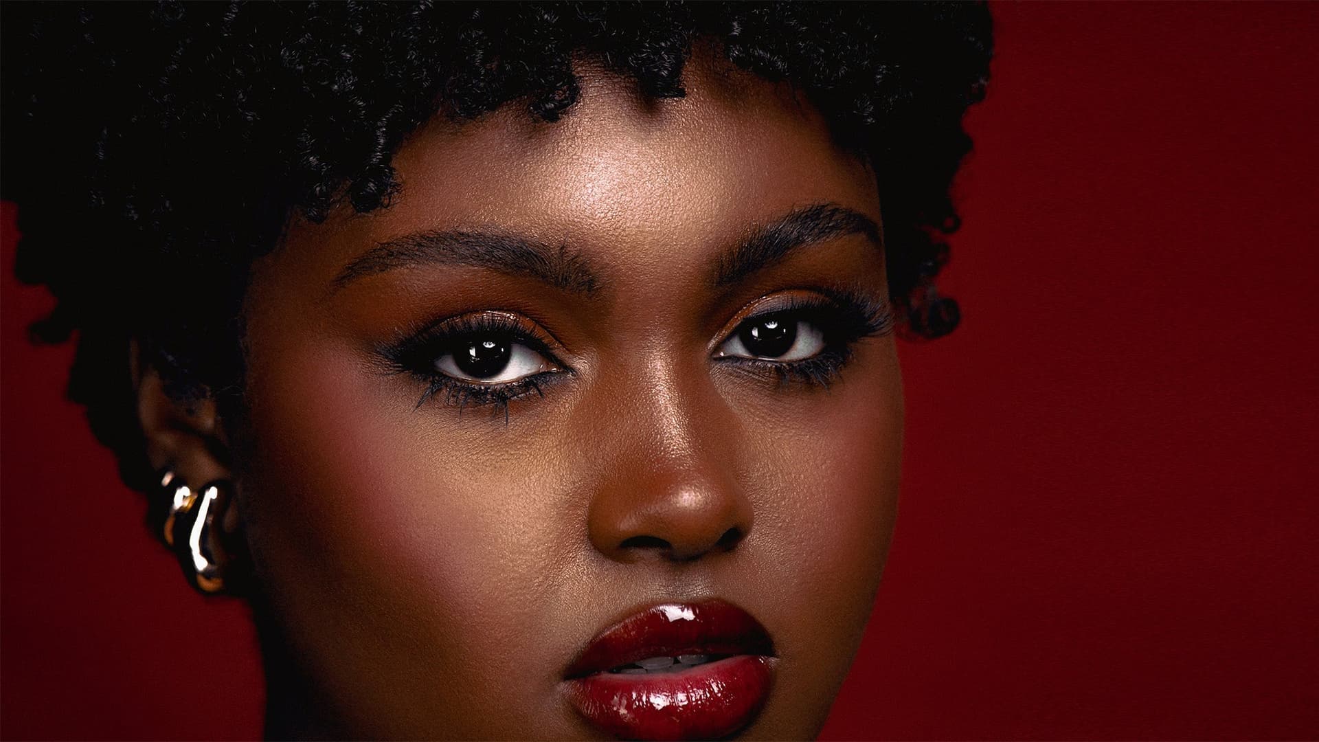 Tiana Major9: November Scorpio Tour Tiana Major9: November Scorpio Tour